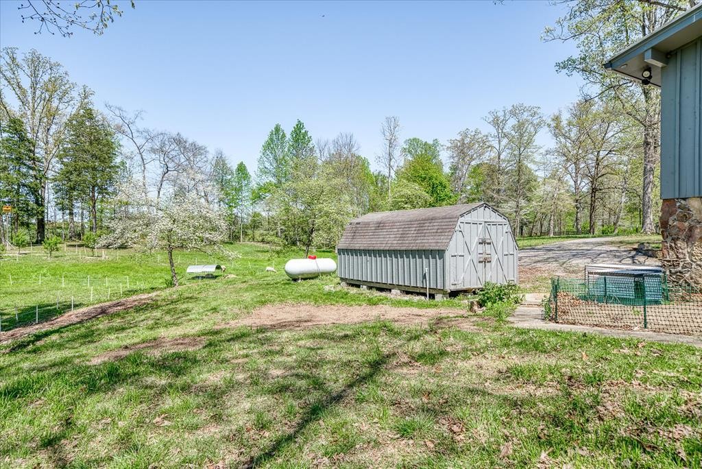 1563 Boyd Creek Rd