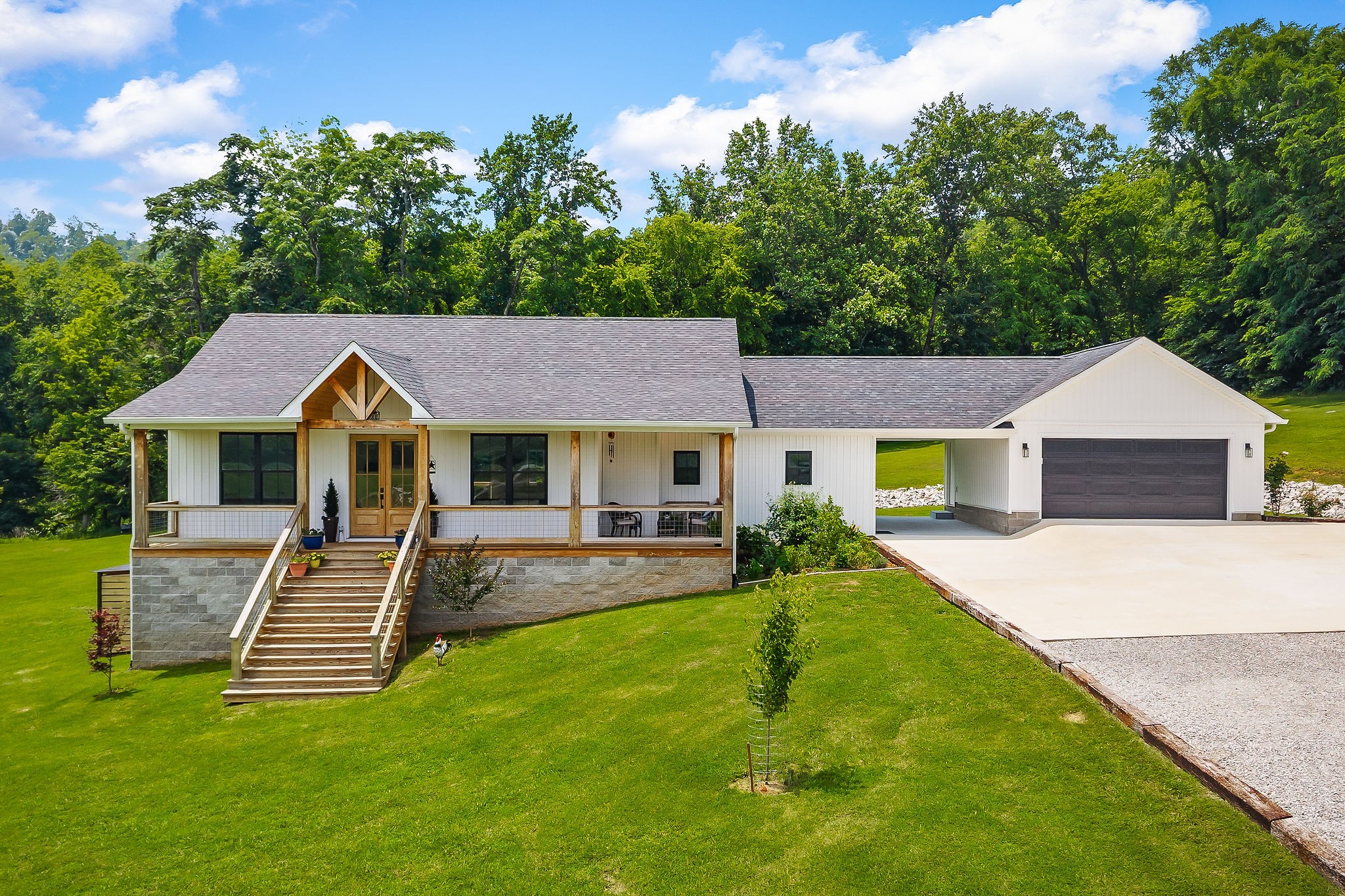 17124 Old Kentucky Rd