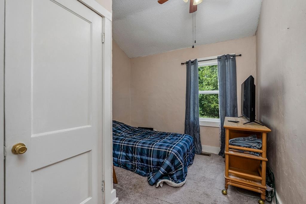 1044 Hensley Chapel Rd