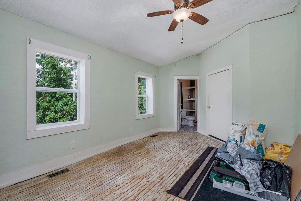 1044 Hensley Chapel Rd