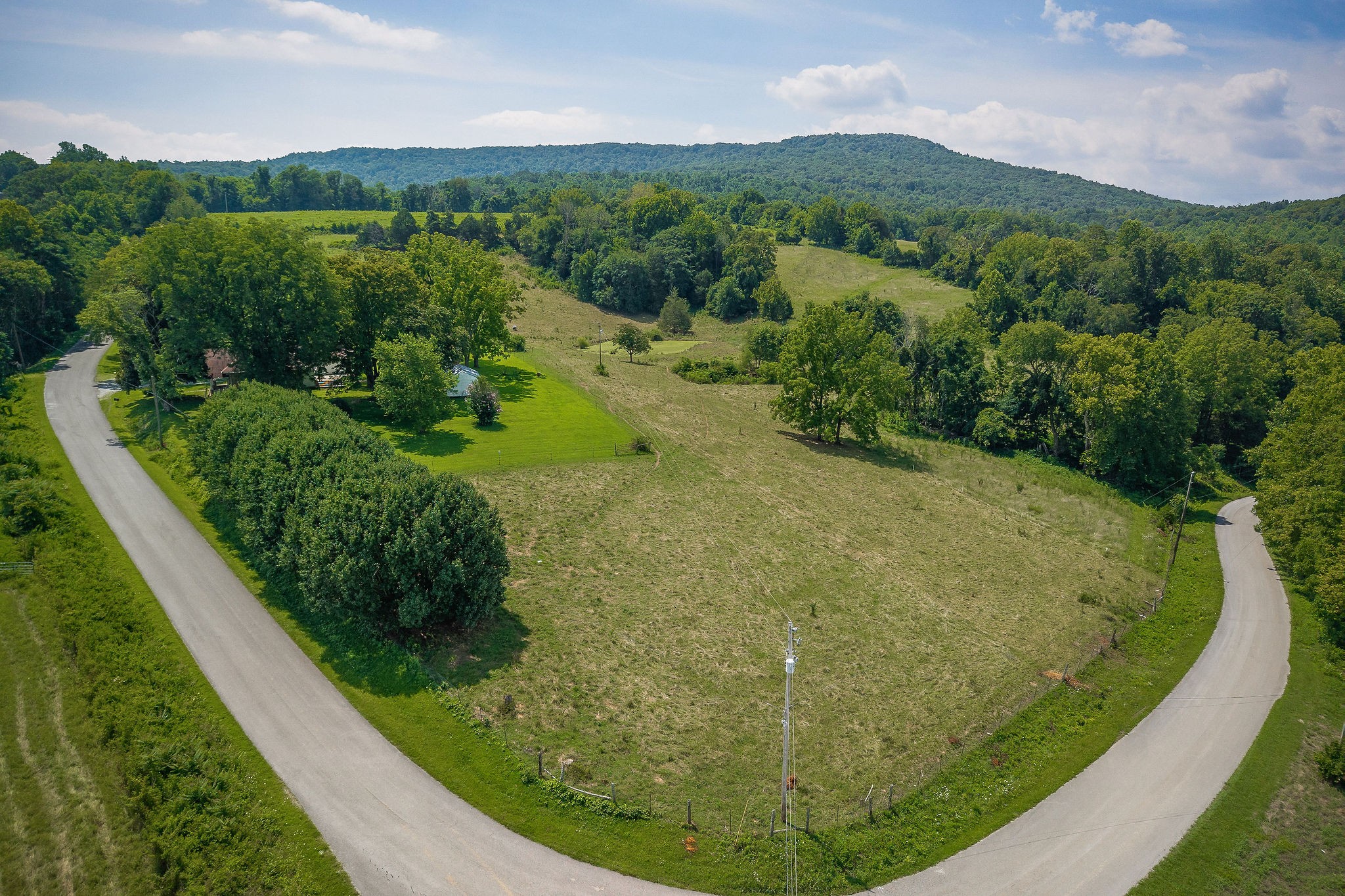 3908 Lost Creek Rd