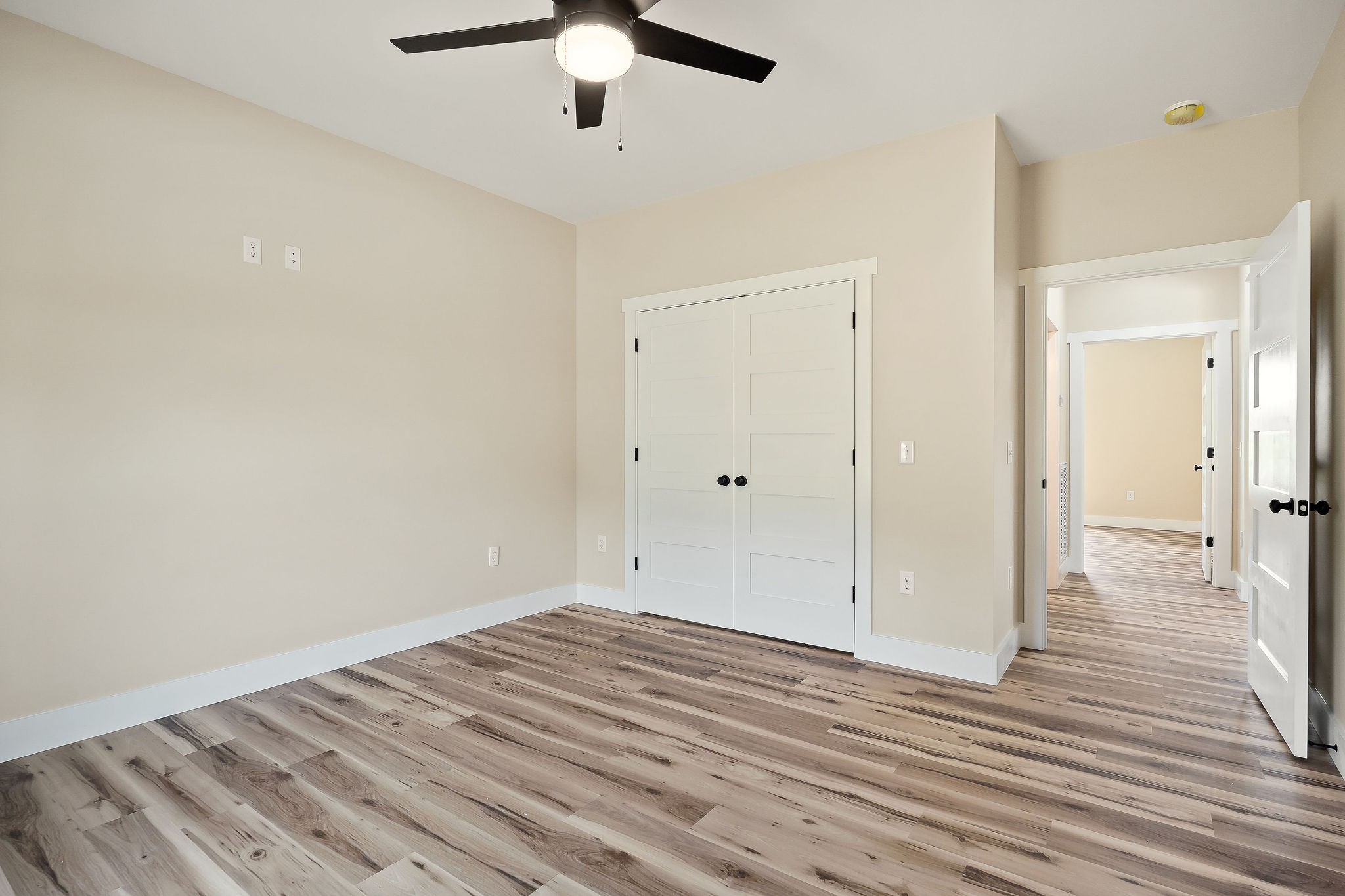 6544 Thomas Twin Oak Rd