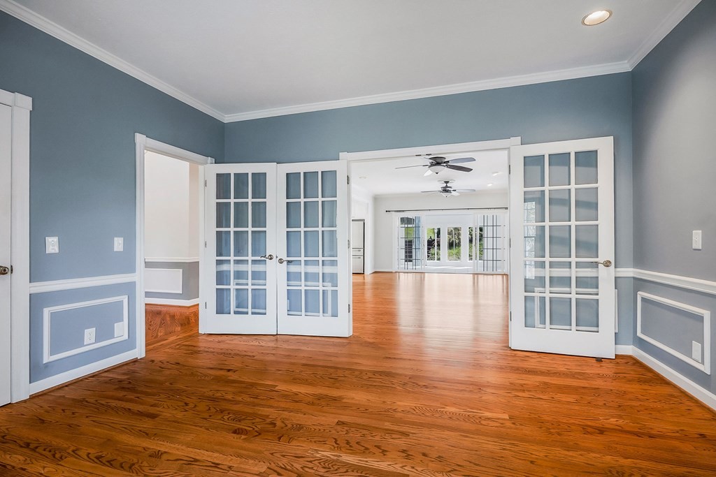 4216 Deerfield Ln