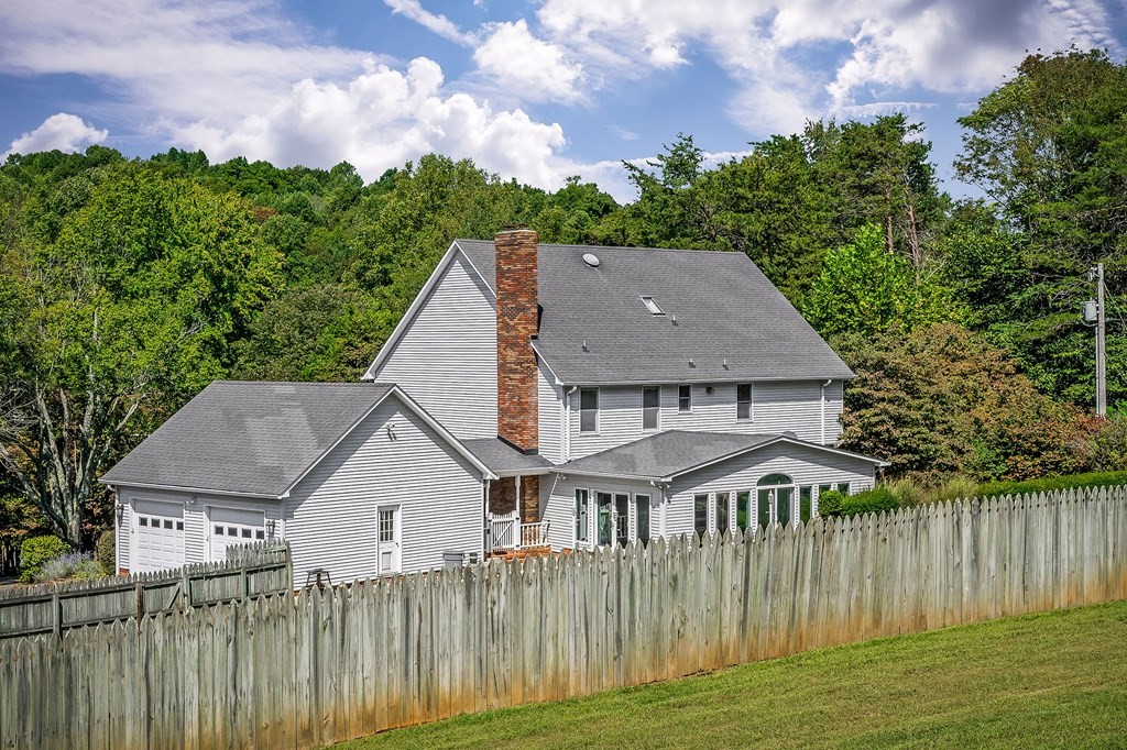 4216 Deerfield Ln