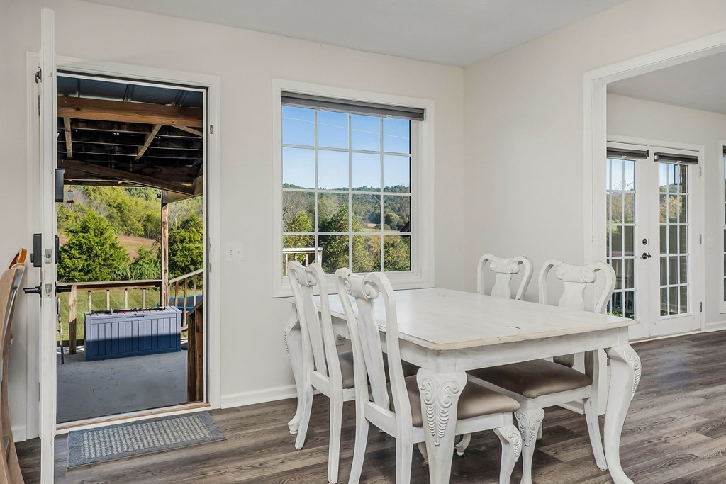 1945 Golden Mountain Rd