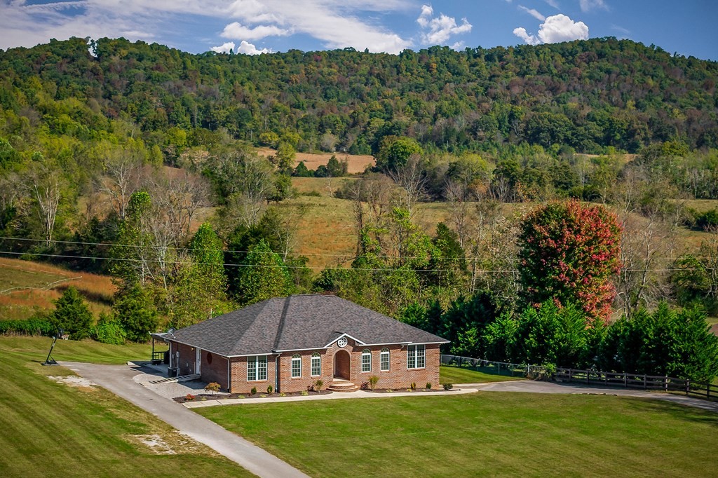 1945 Golden Mountain Rd