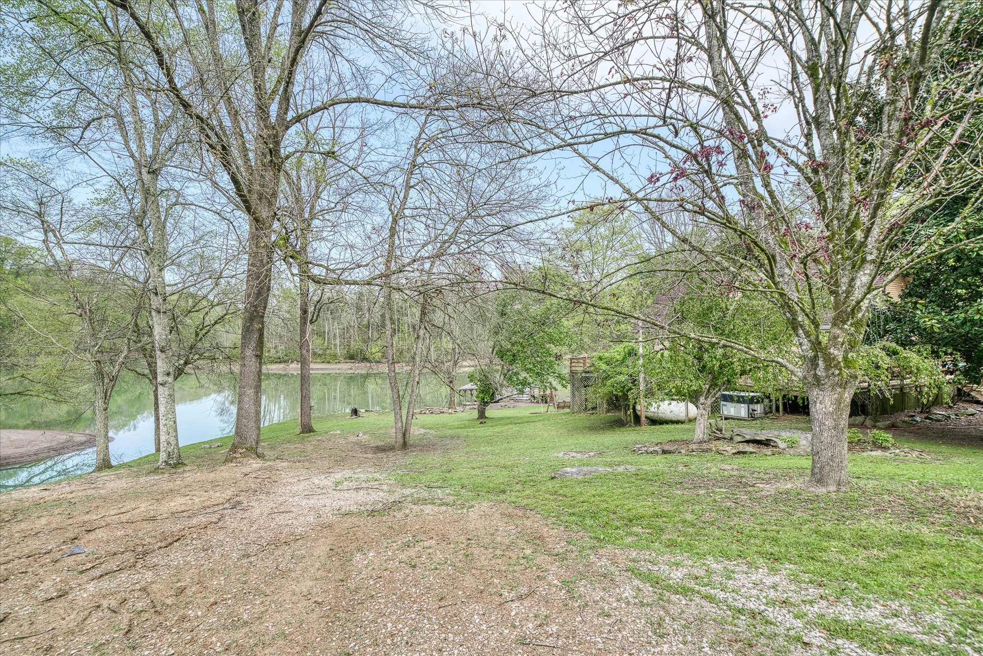 88 Hollingsworth Slough Rd