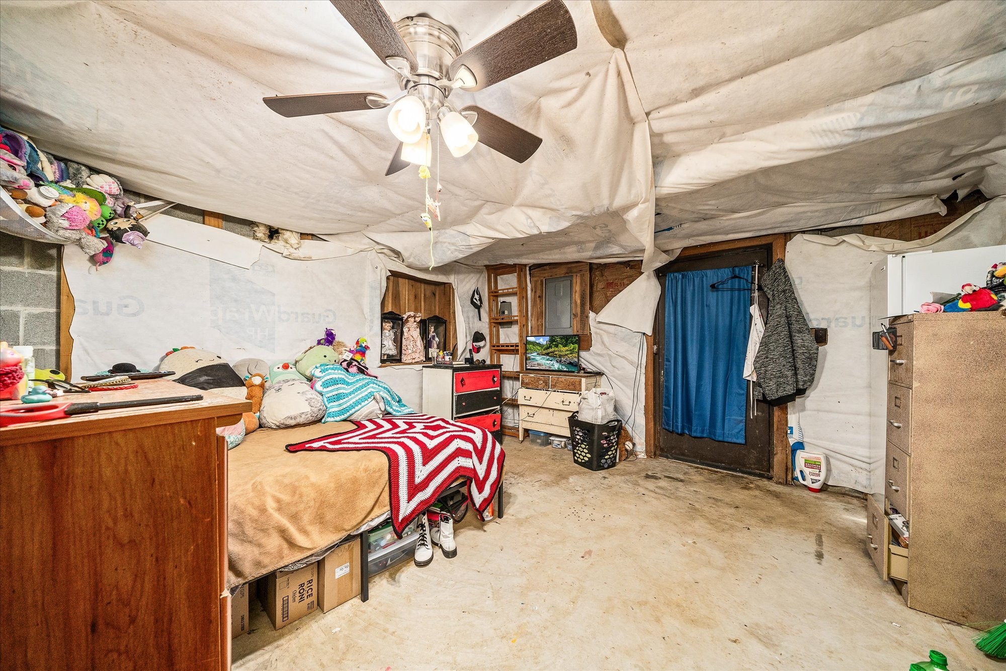 88 Hollingsworth Slough Rd