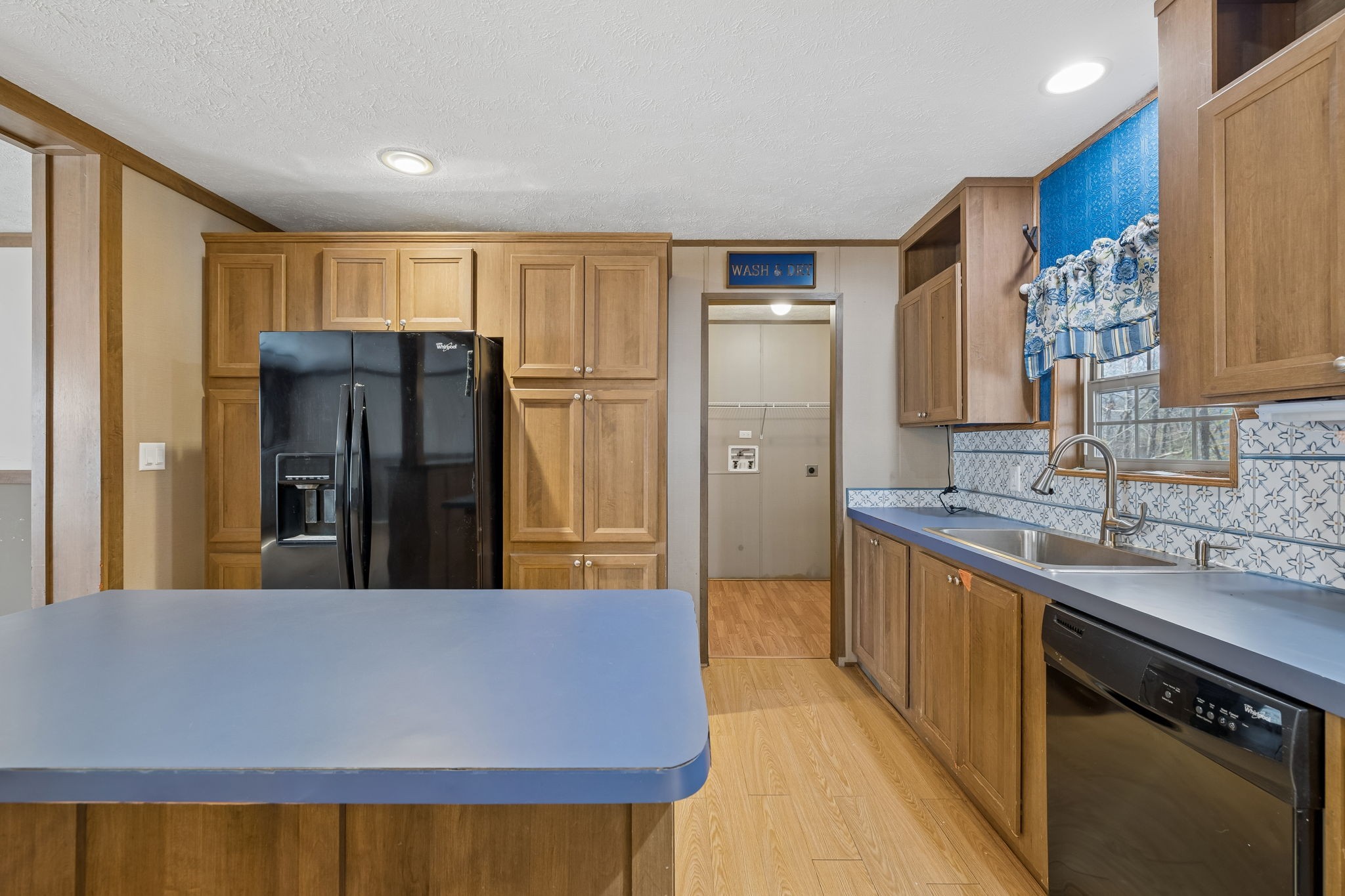 89 Poplar Dr