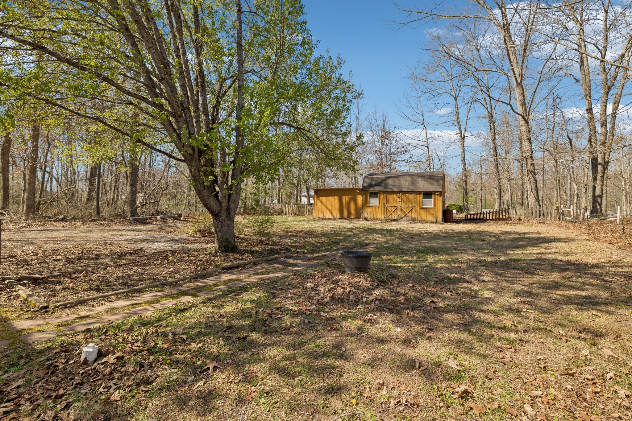 89 Poplar Dr
