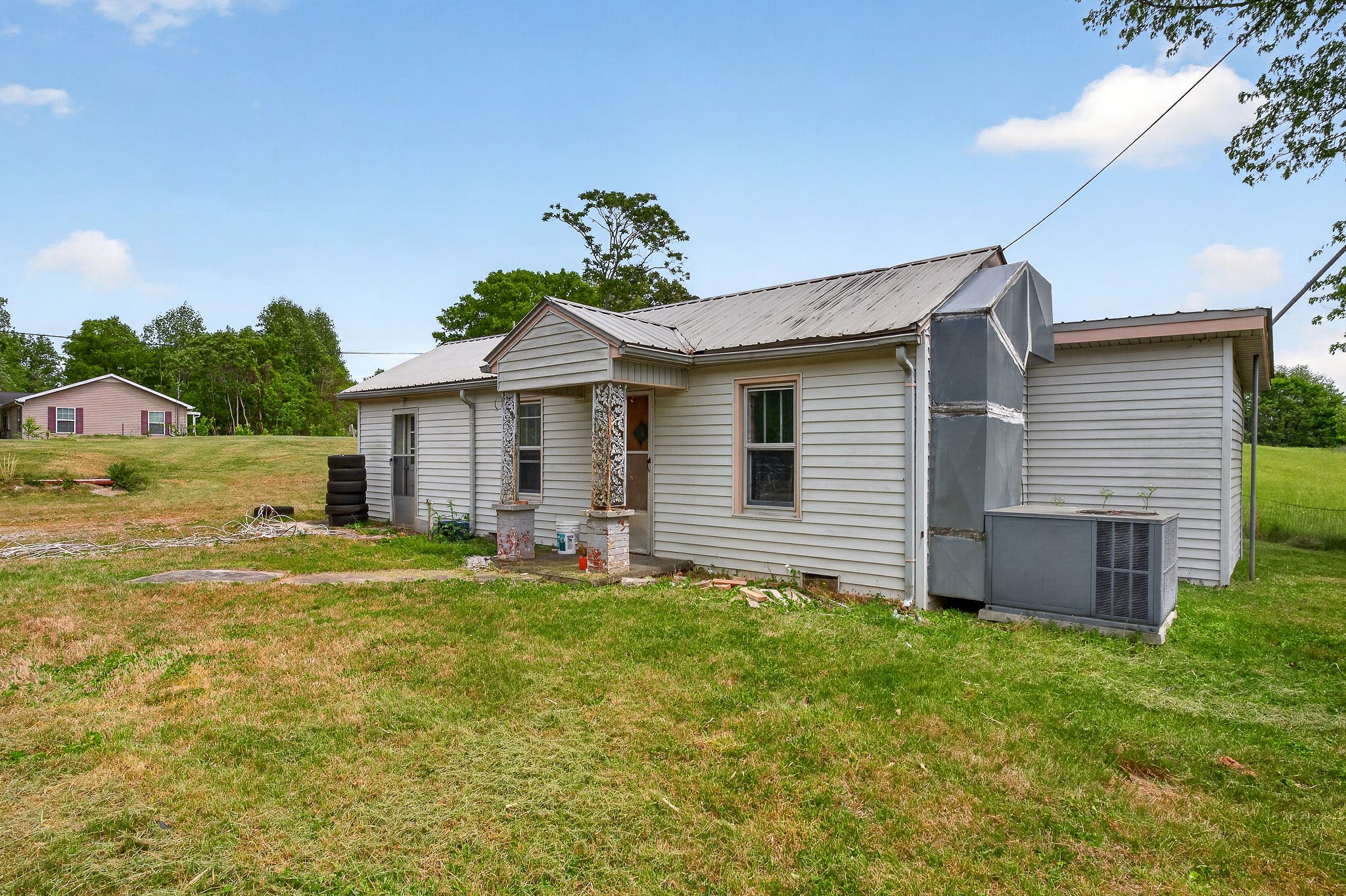 268 Express Rd