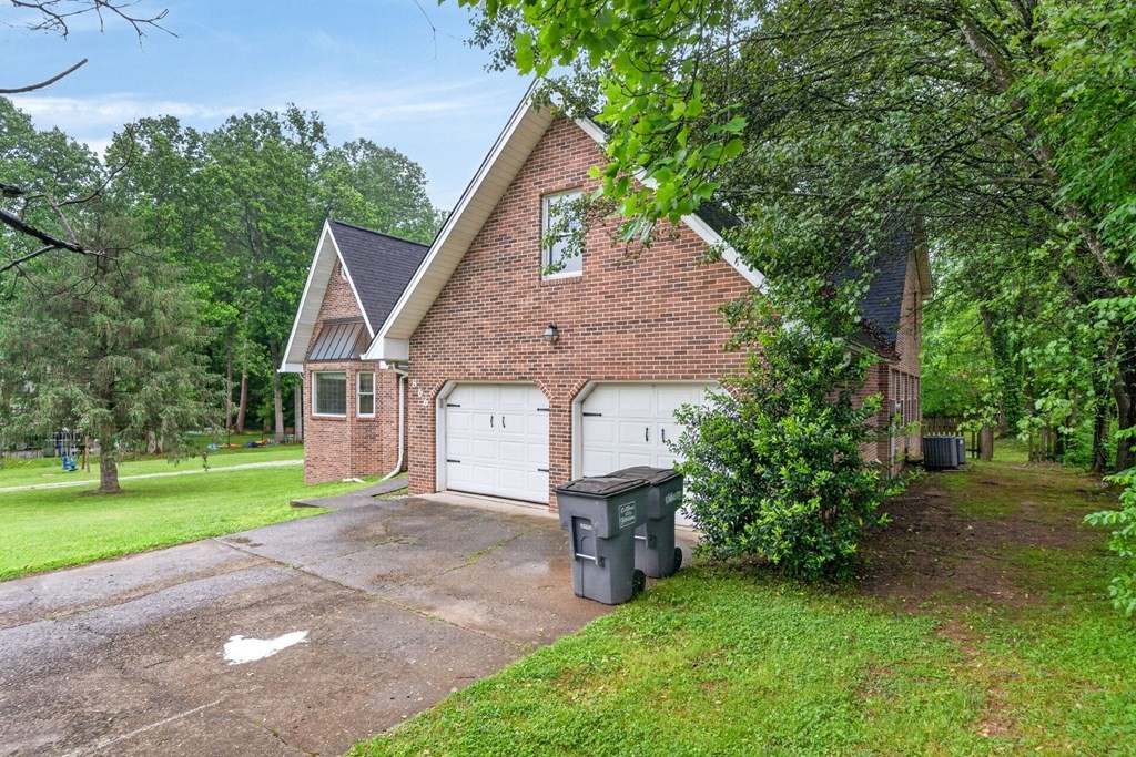 866 Pen Oak Dr