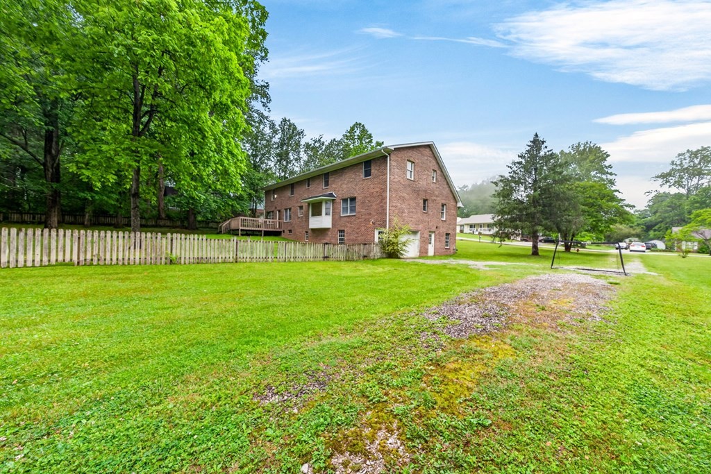 866 Pen Oak Dr