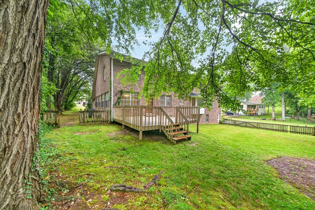 866 Pen Oak Dr