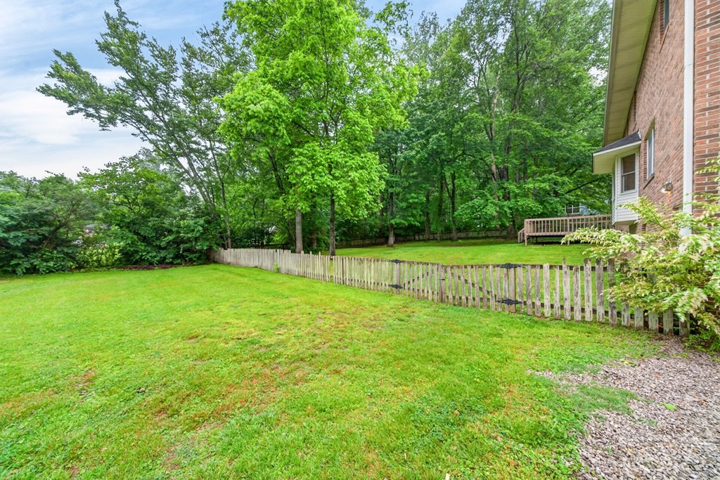 866 Pen Oak Dr