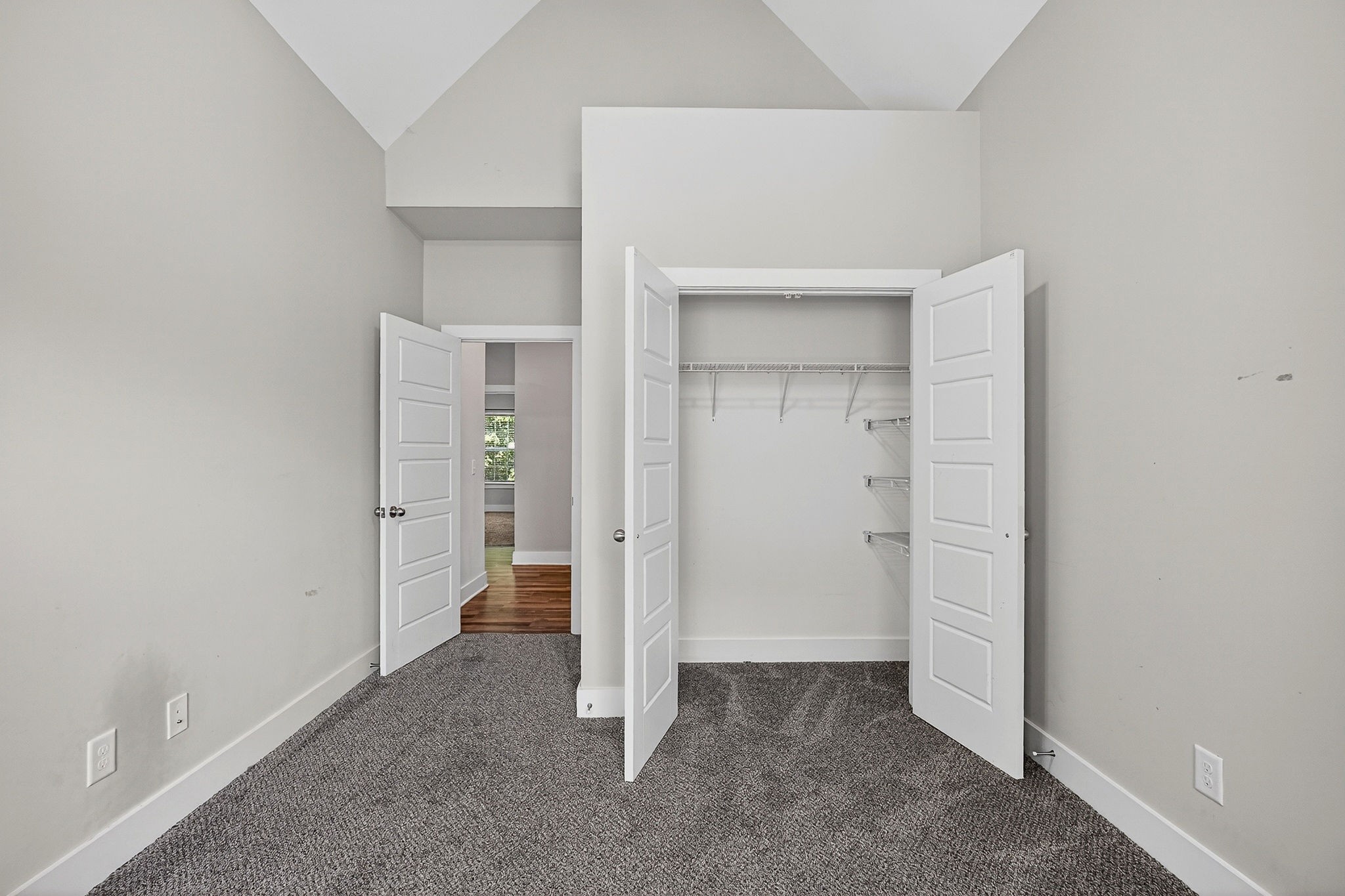 105 Shiloh Ln