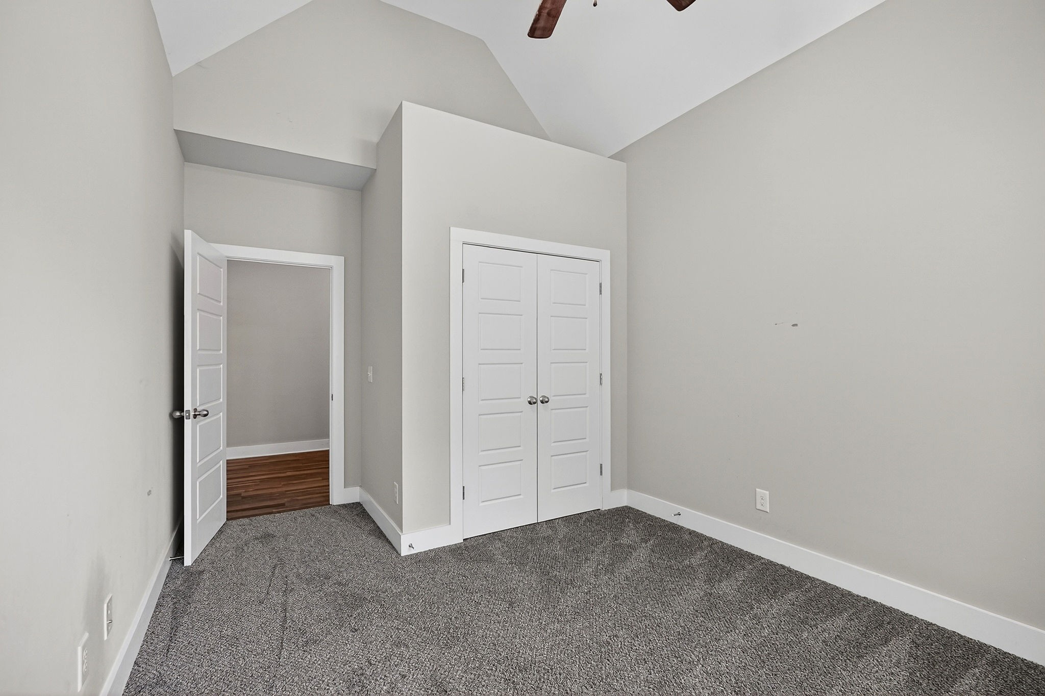 105 Shiloh Ln