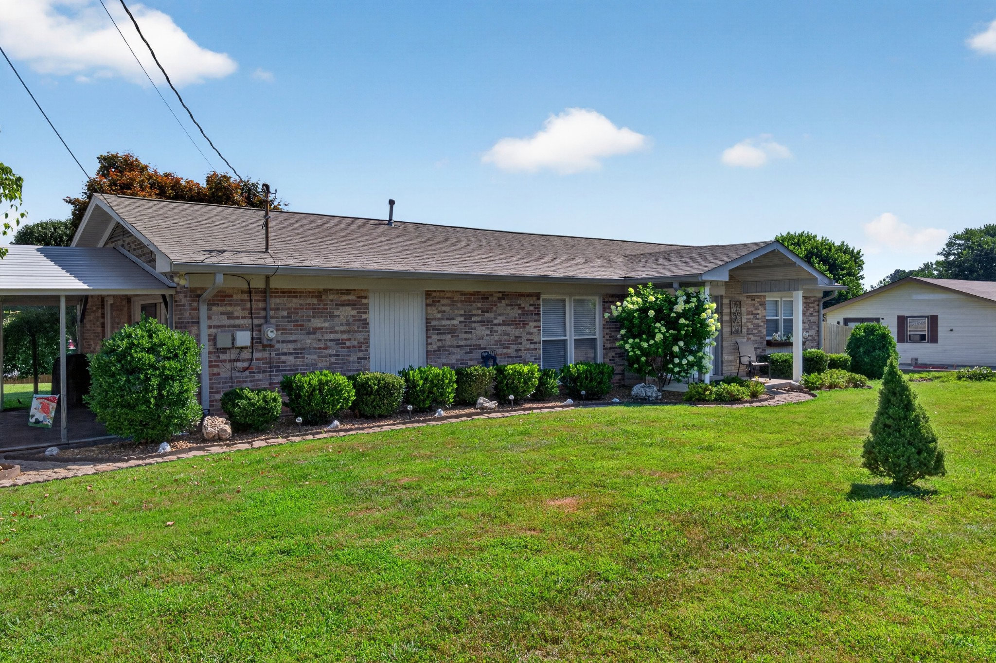 496 Sunset Dr
