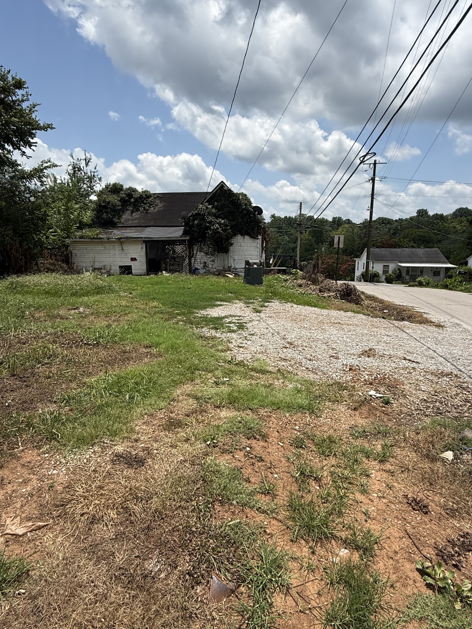 20 Cedar Bend St