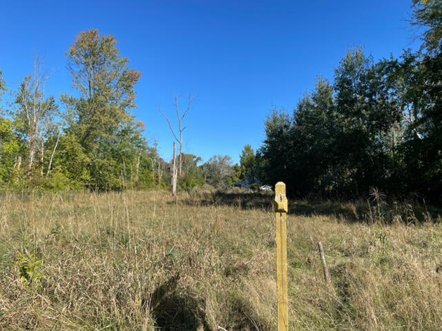 Whittier Avenue, Lot 3 & Lot 4