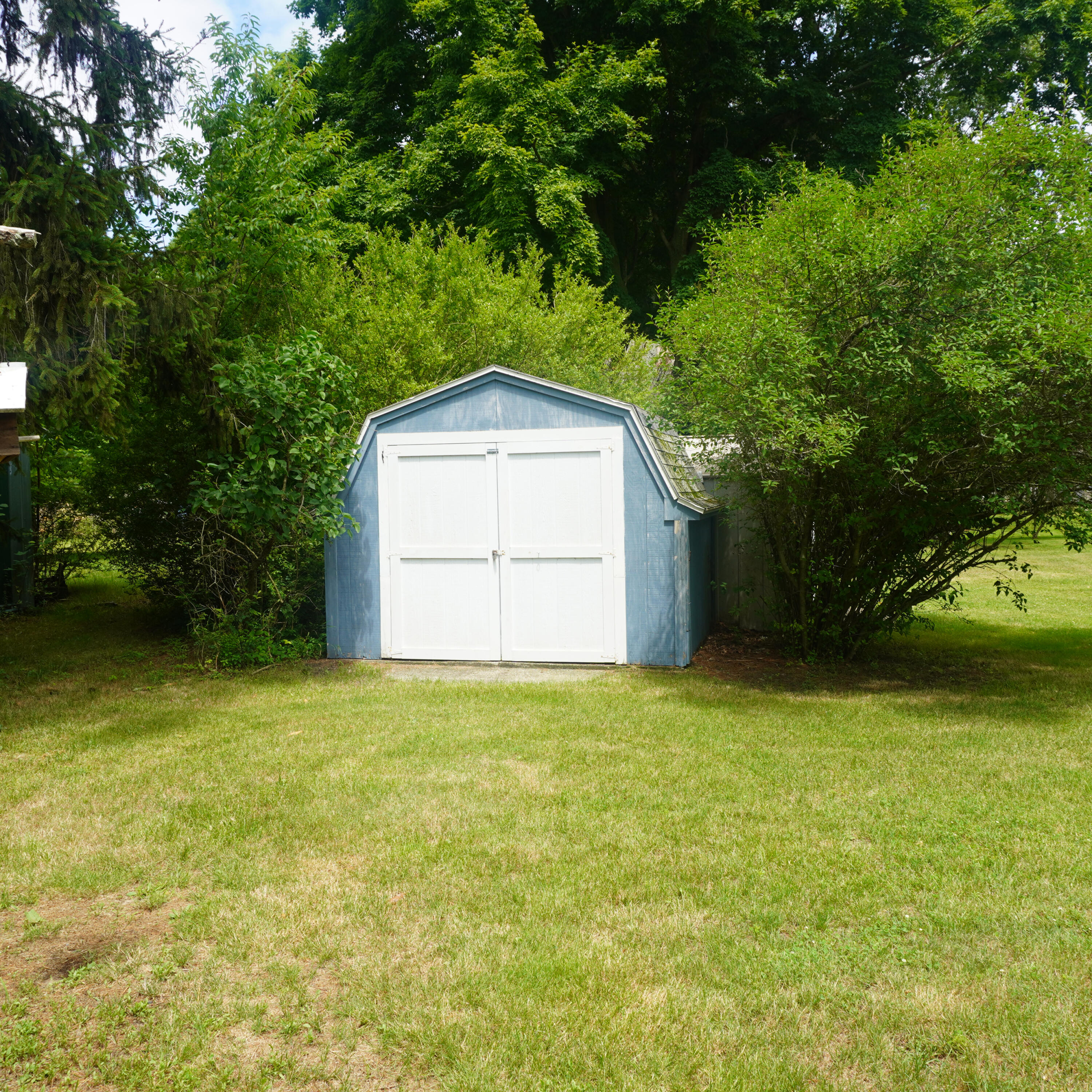 1438 South Lane