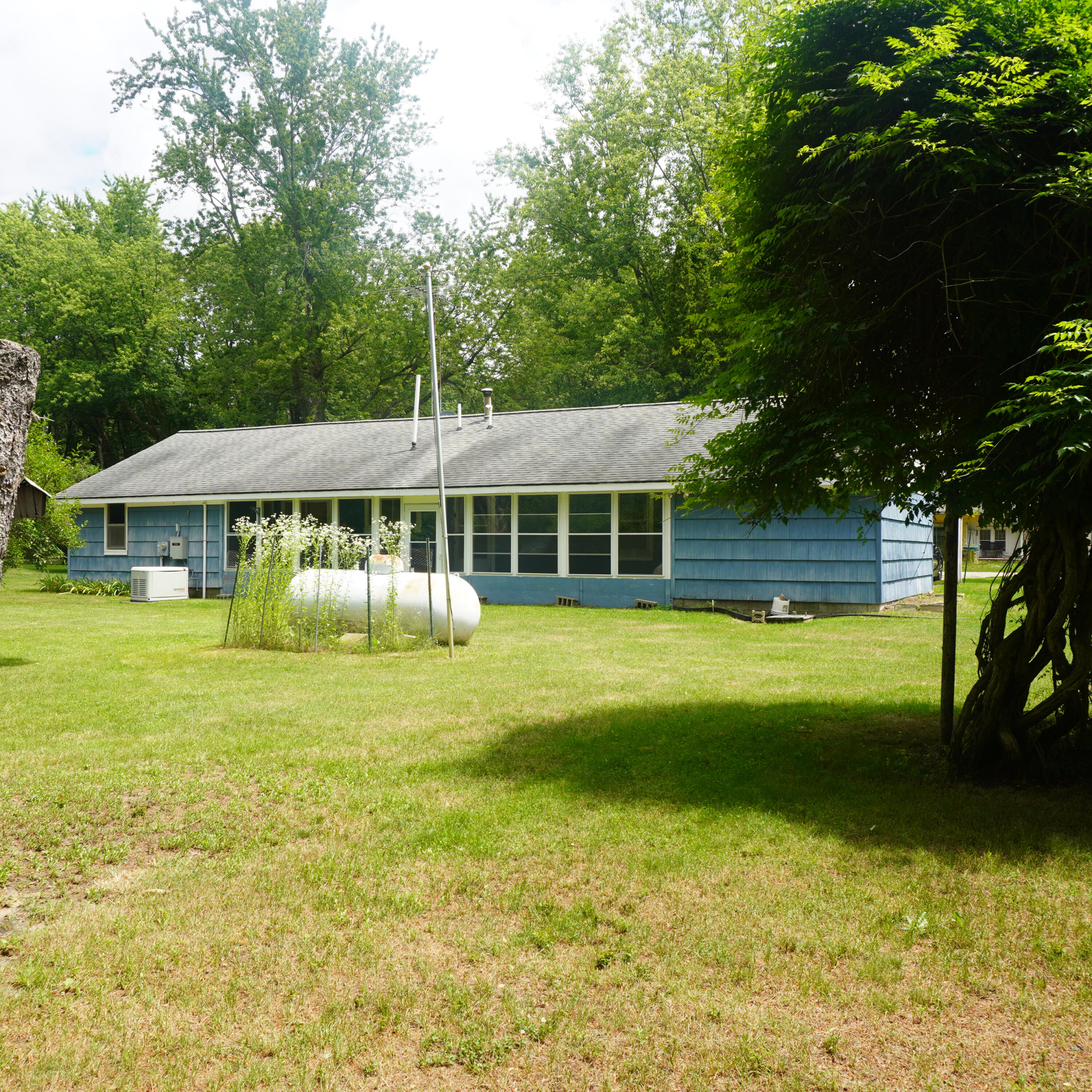 1438 South Lane