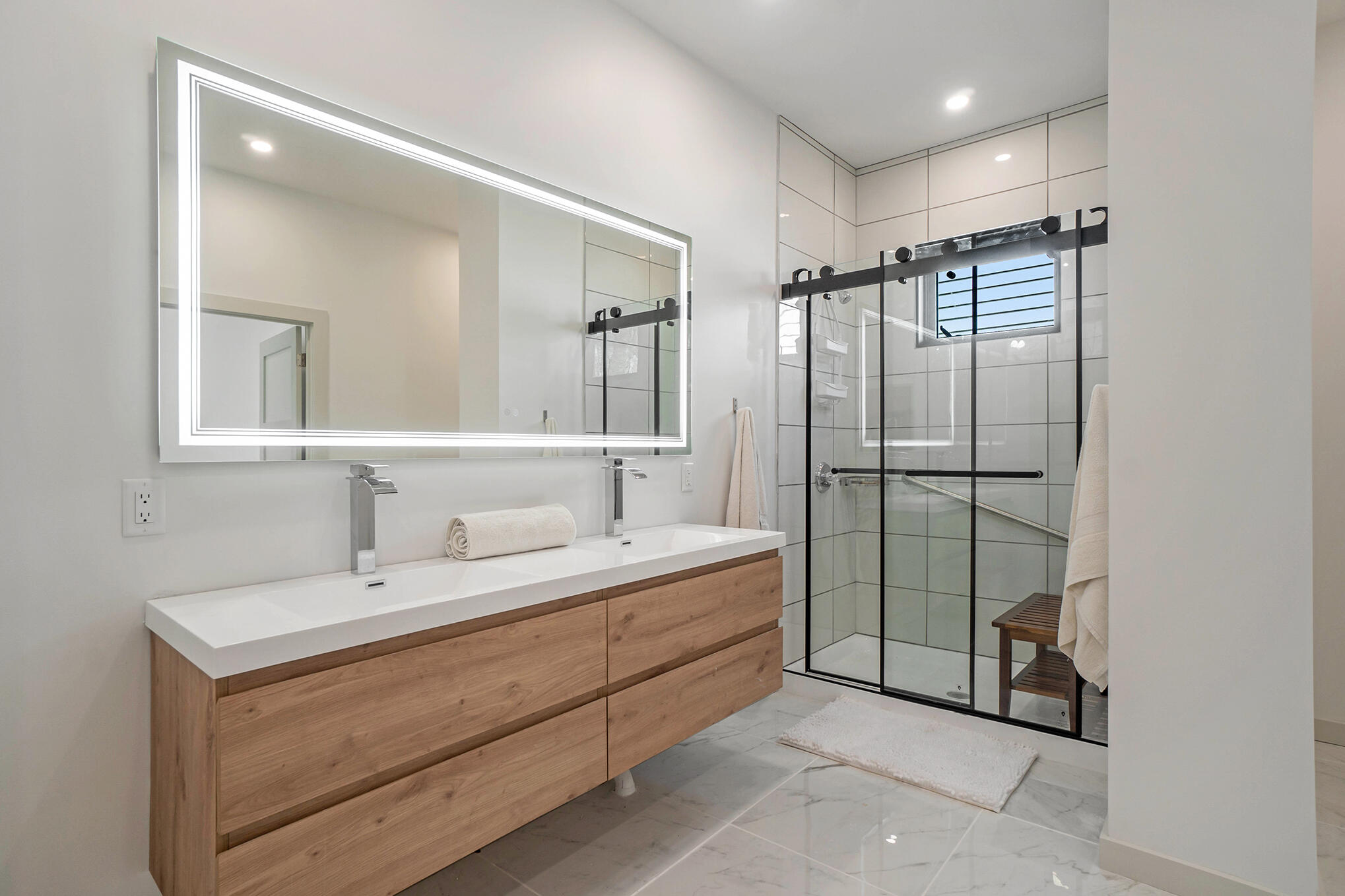 443 North Shore Drive