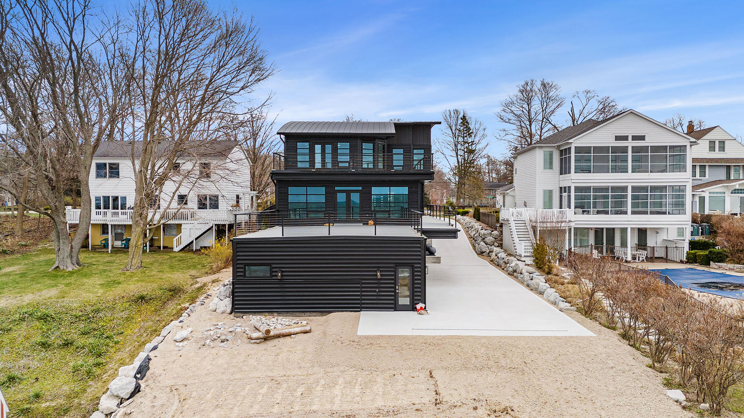 443 North Shore Drive