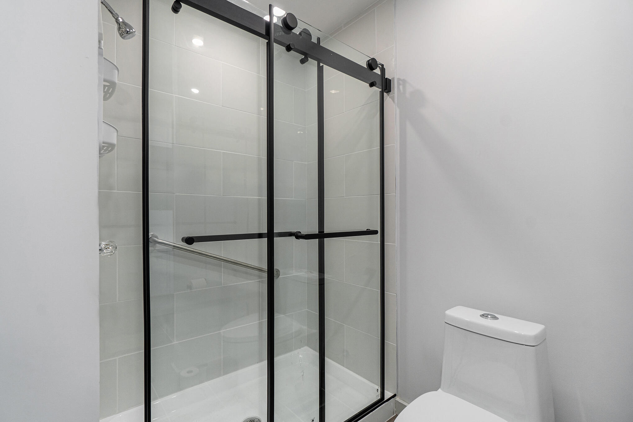 443 North Shore Drive