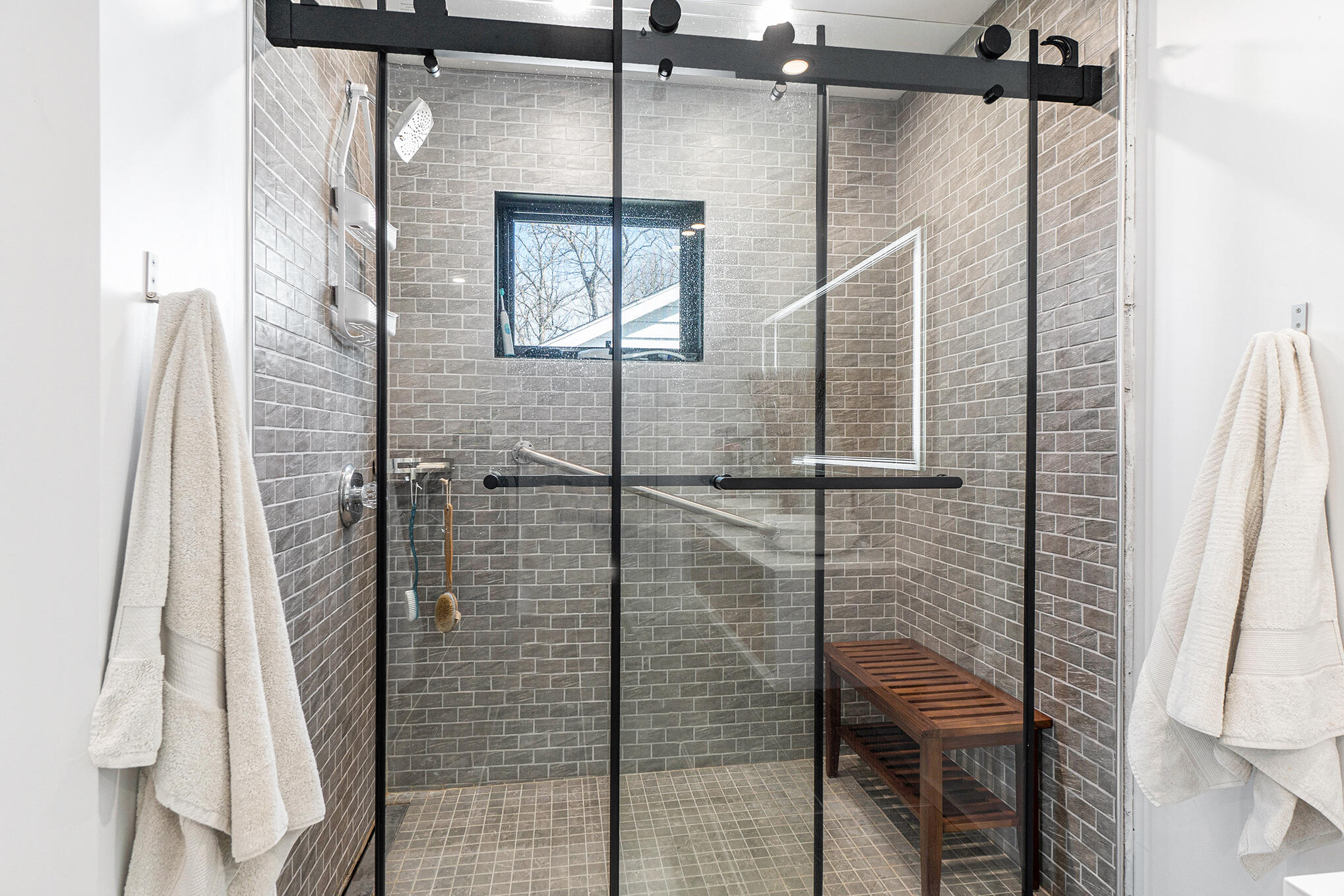 443 North Shore Drive