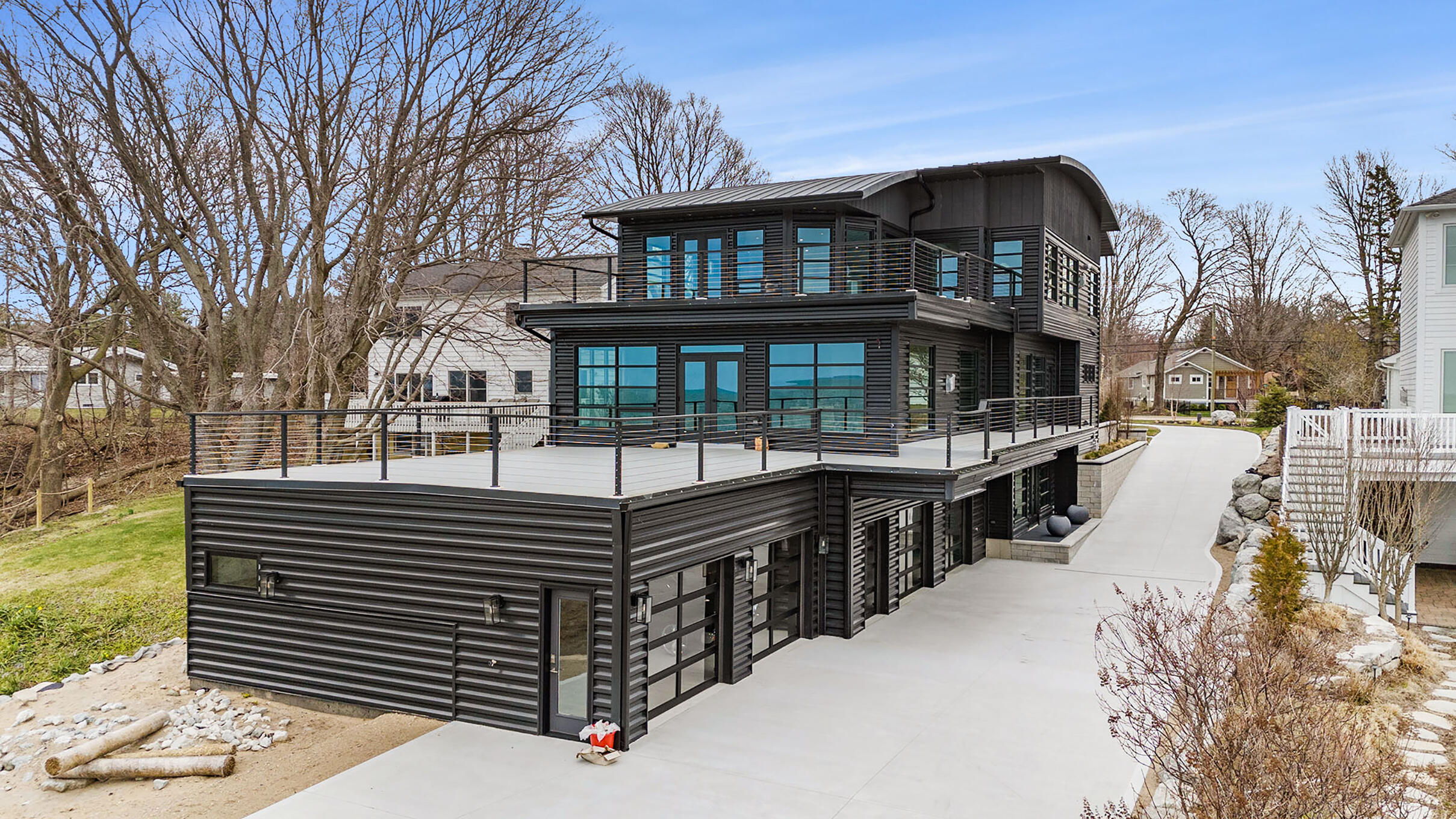 443 North Shore Drive