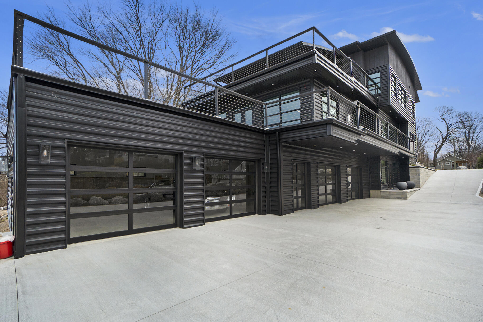 443 North Shore Drive