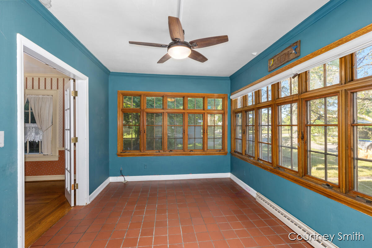 1103 W Southern Avenue