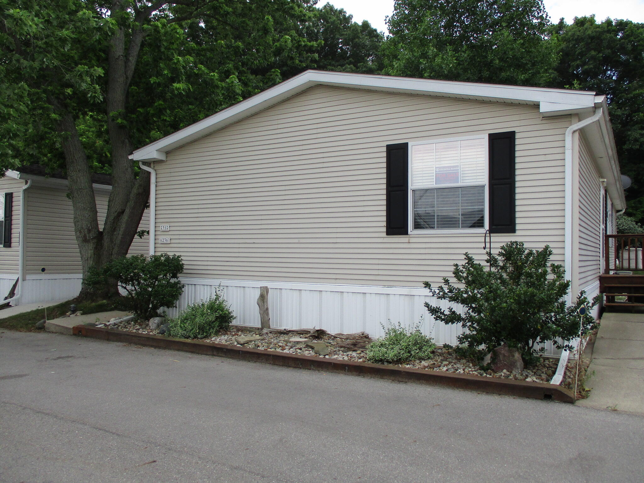 6236 Arrowhead Drive 31