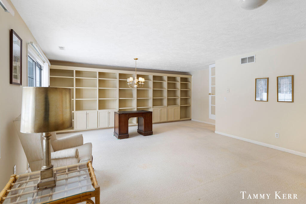 433 Amity Street, 3