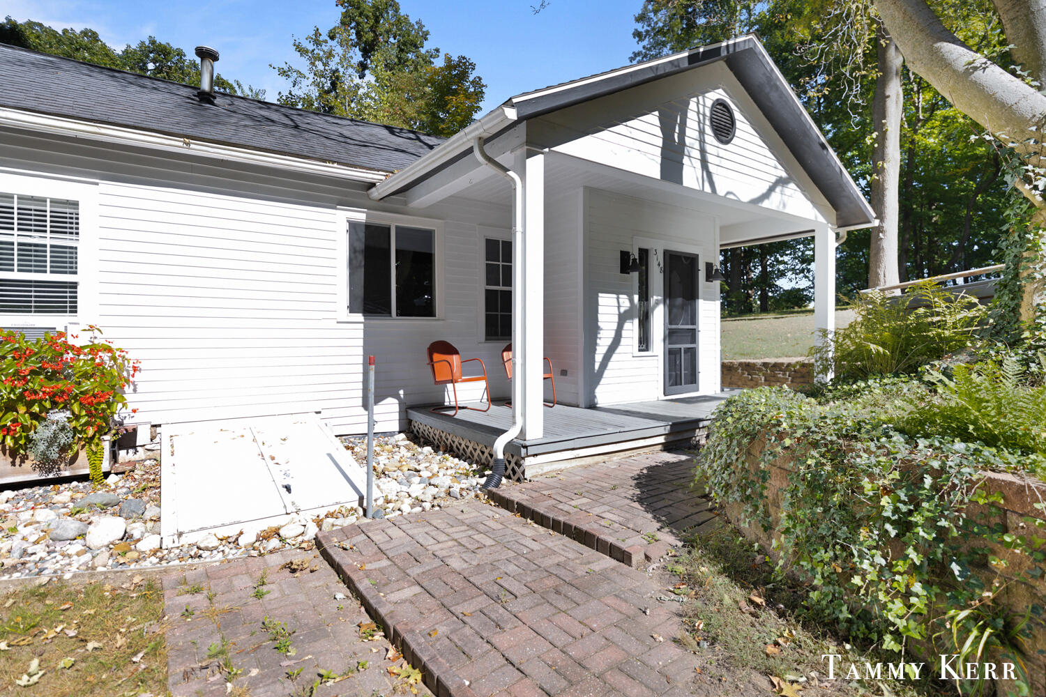 3148 Manlius Road
