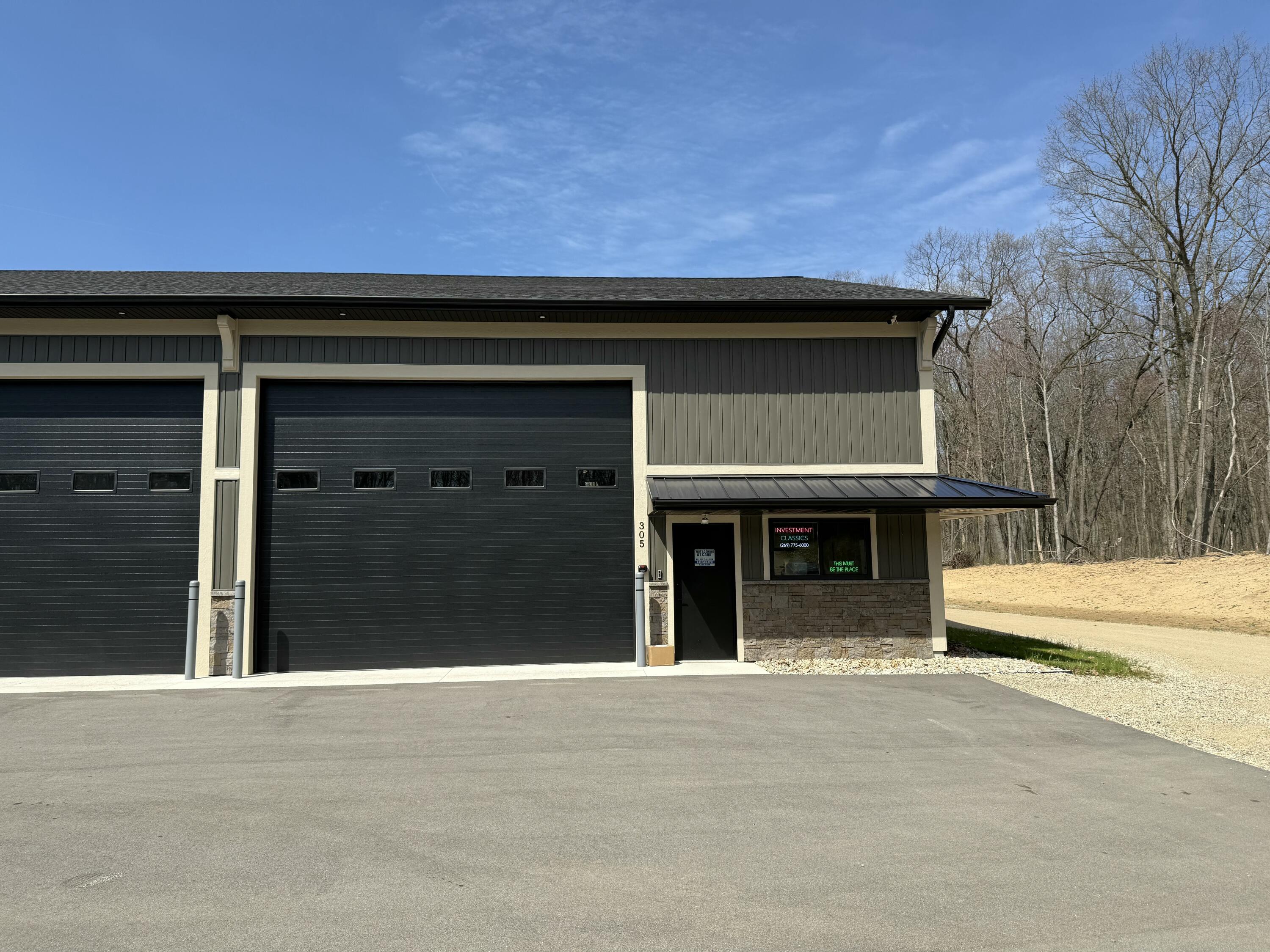 6313 JUST A MERE Road, 305