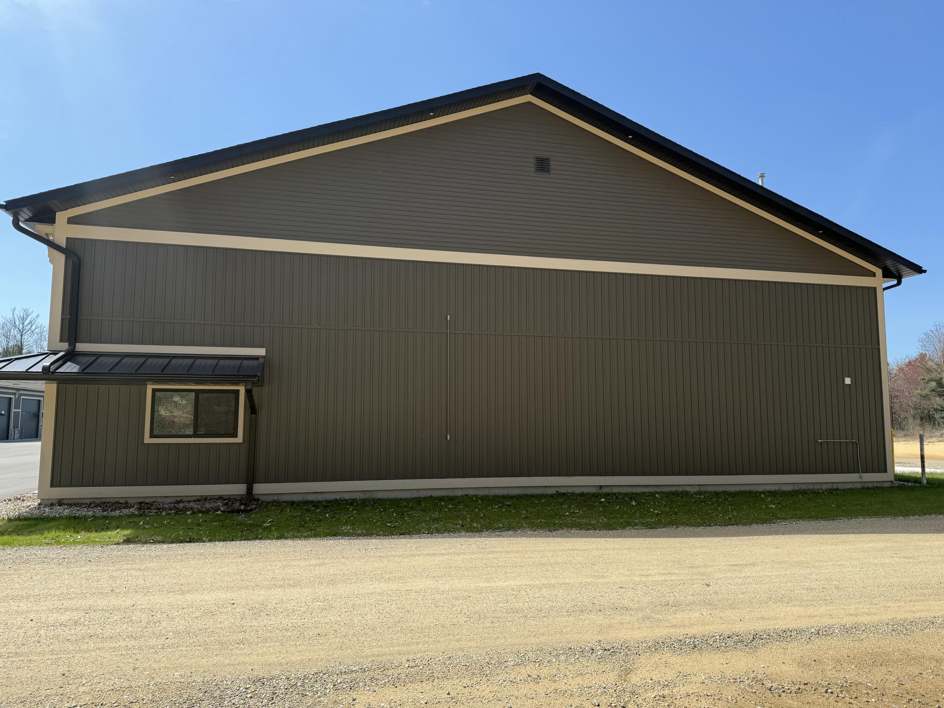 6313 JUST A MERE Road, 305