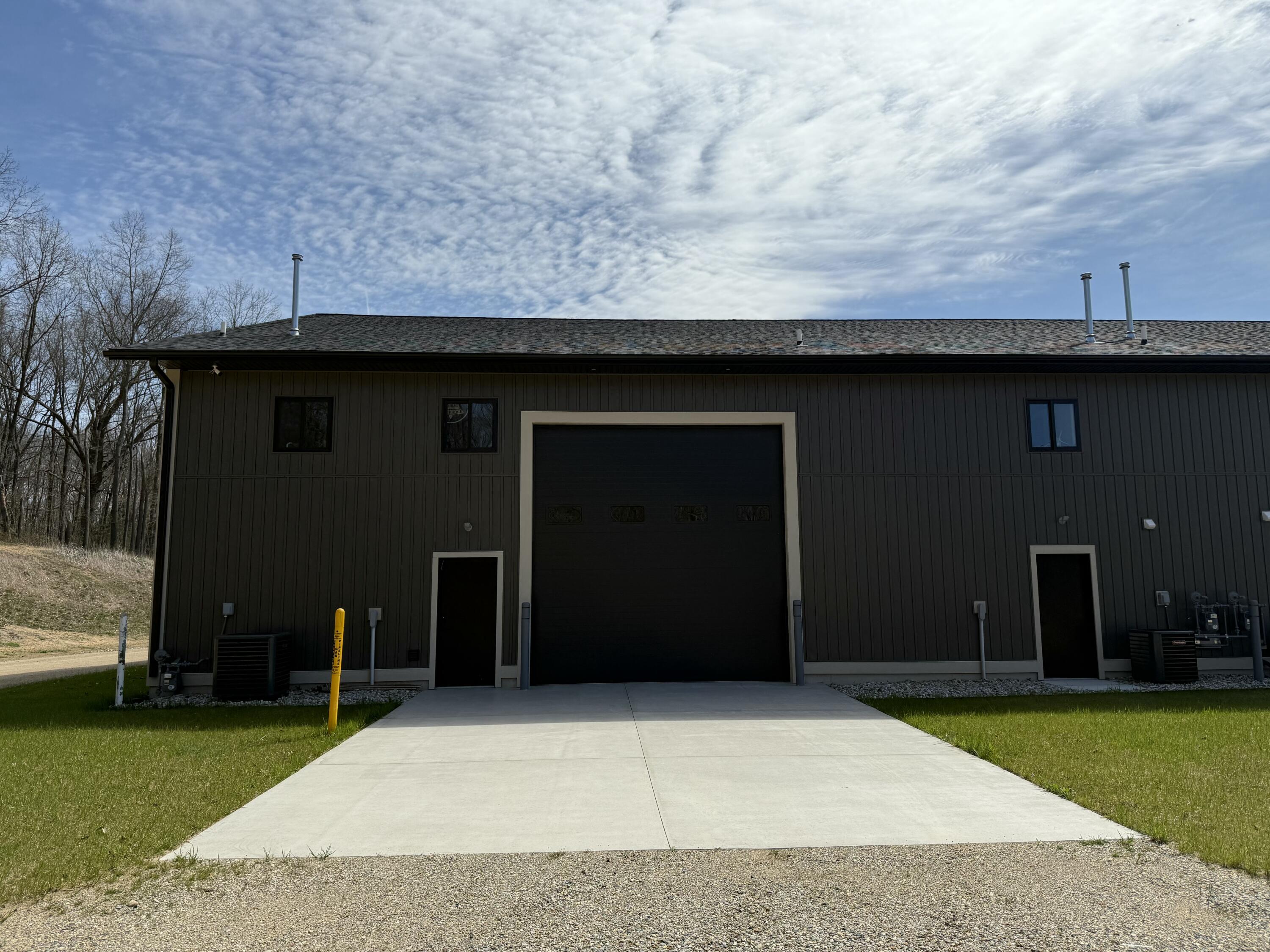 6313 JUST A MERE Road, 305