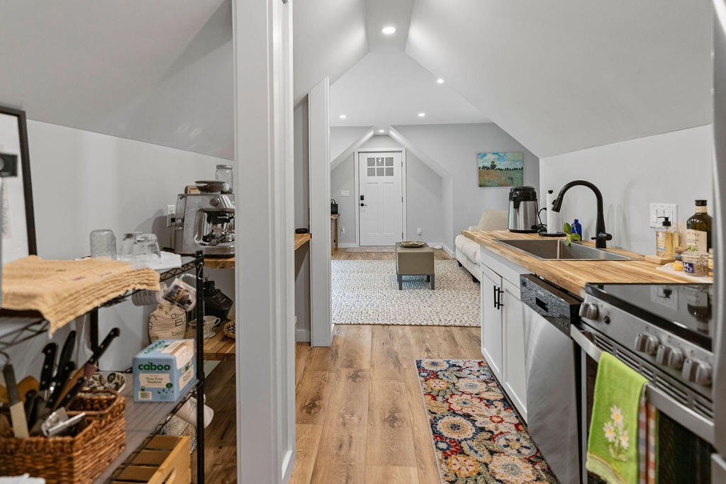 582 Campbell Road