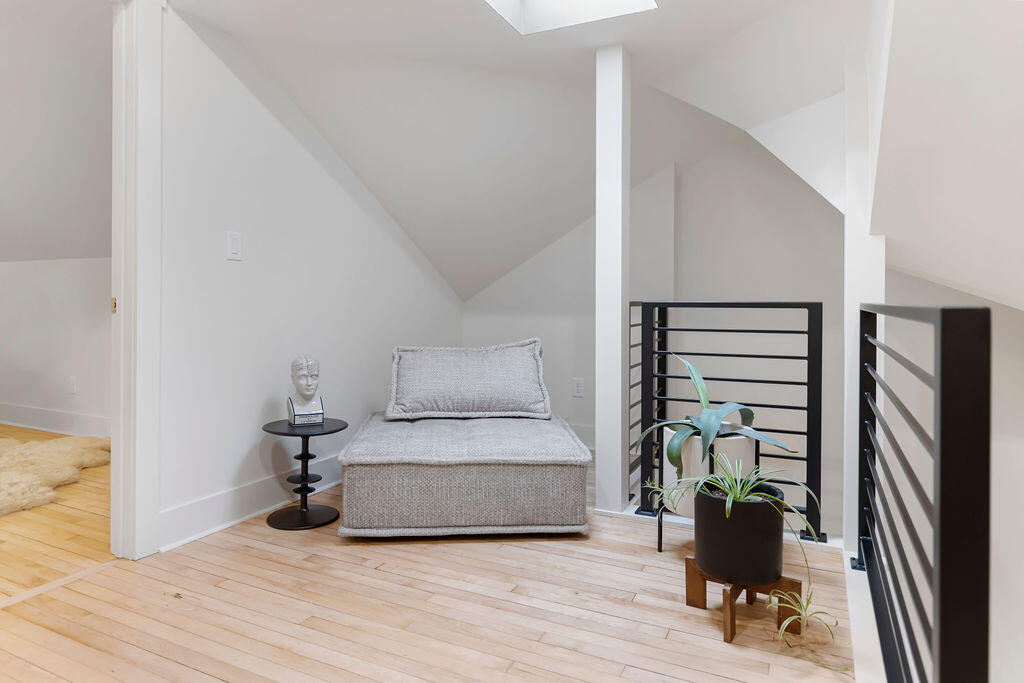 582 Campbell Road
