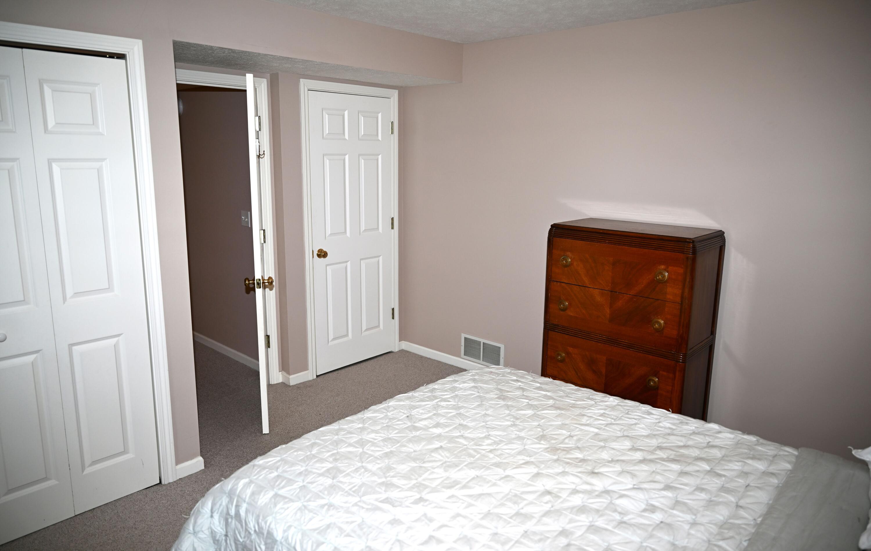 1985 Glenvale Drive SW