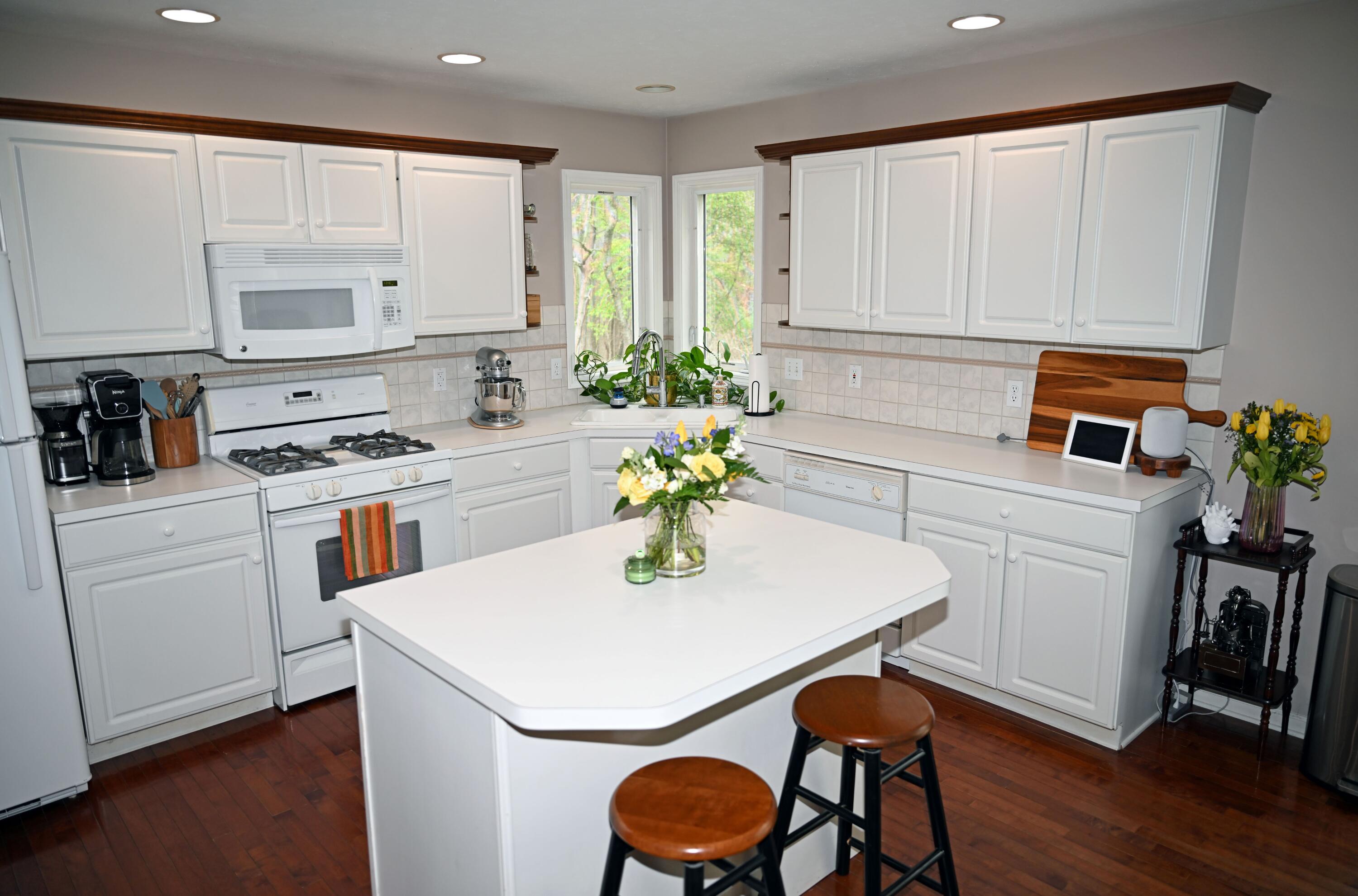 1985 Glenvale Drive SW