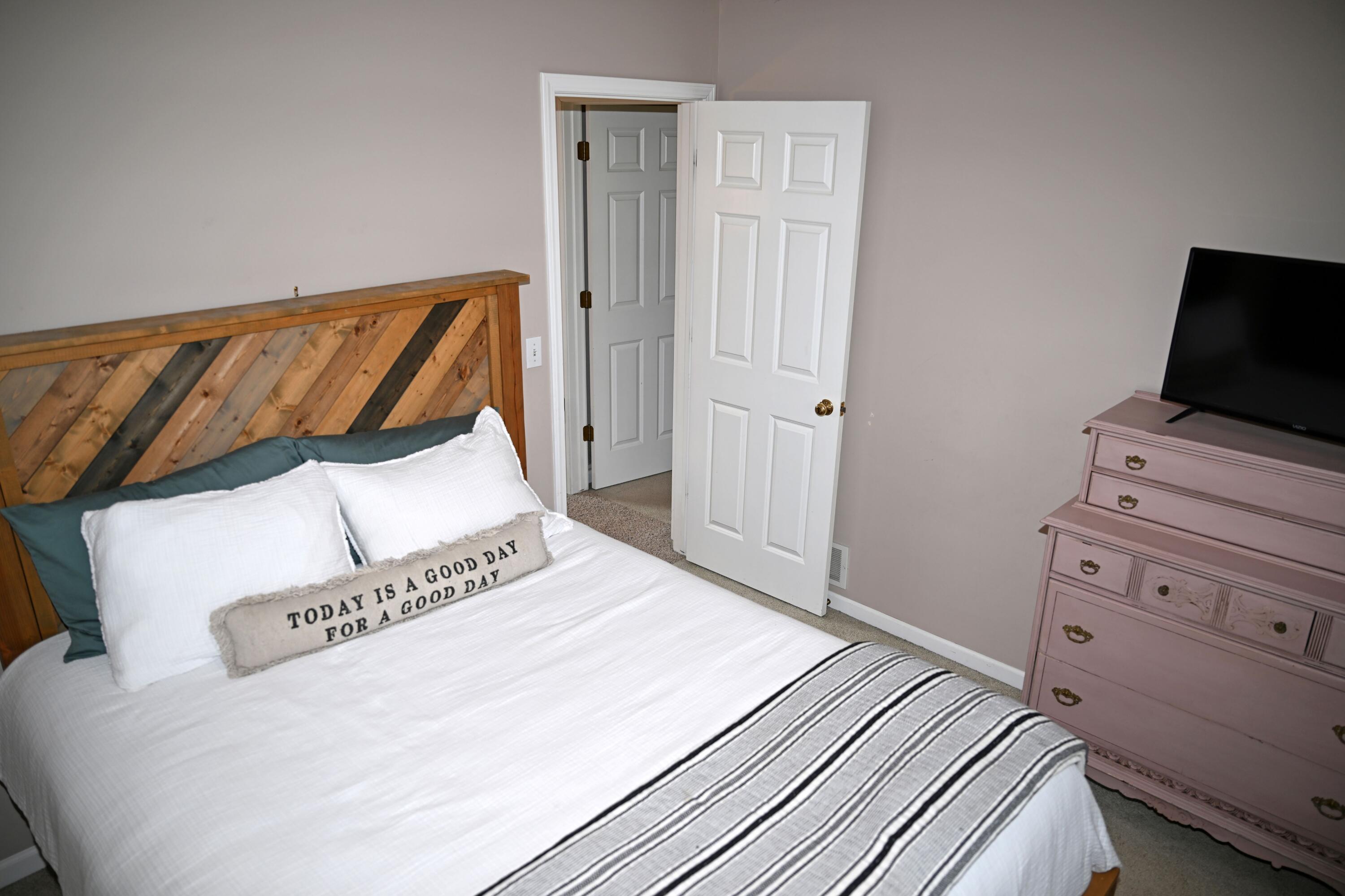 1985 Glenvale Drive SW