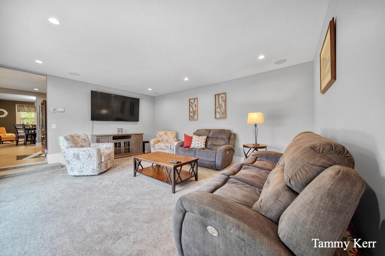 3735 63rd Street