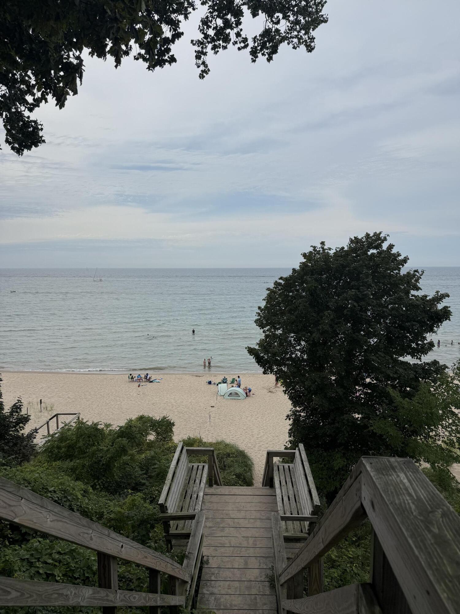 7368 Beachview Drive