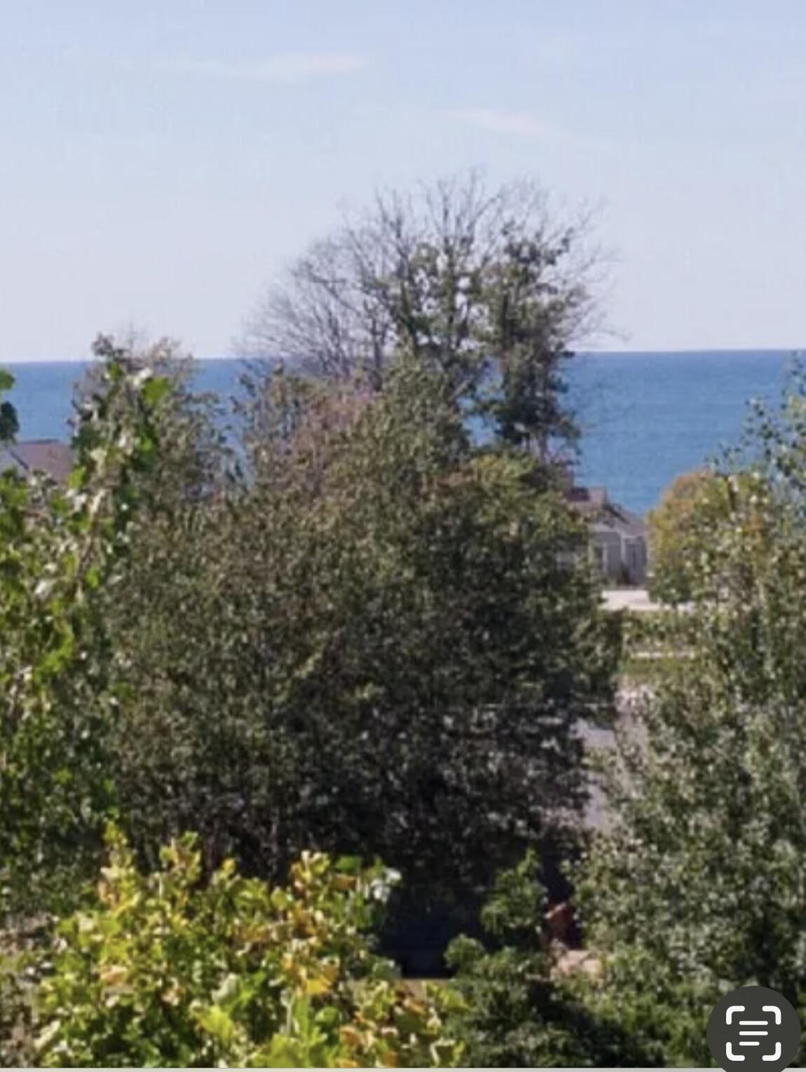 7368 Beachview Drive