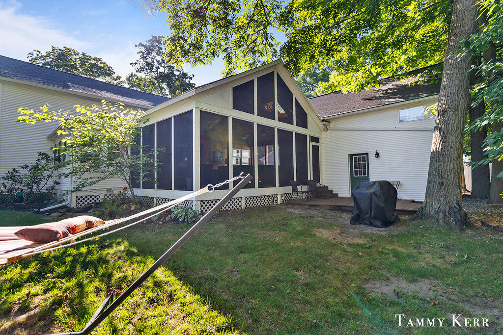 186 S Maple Street