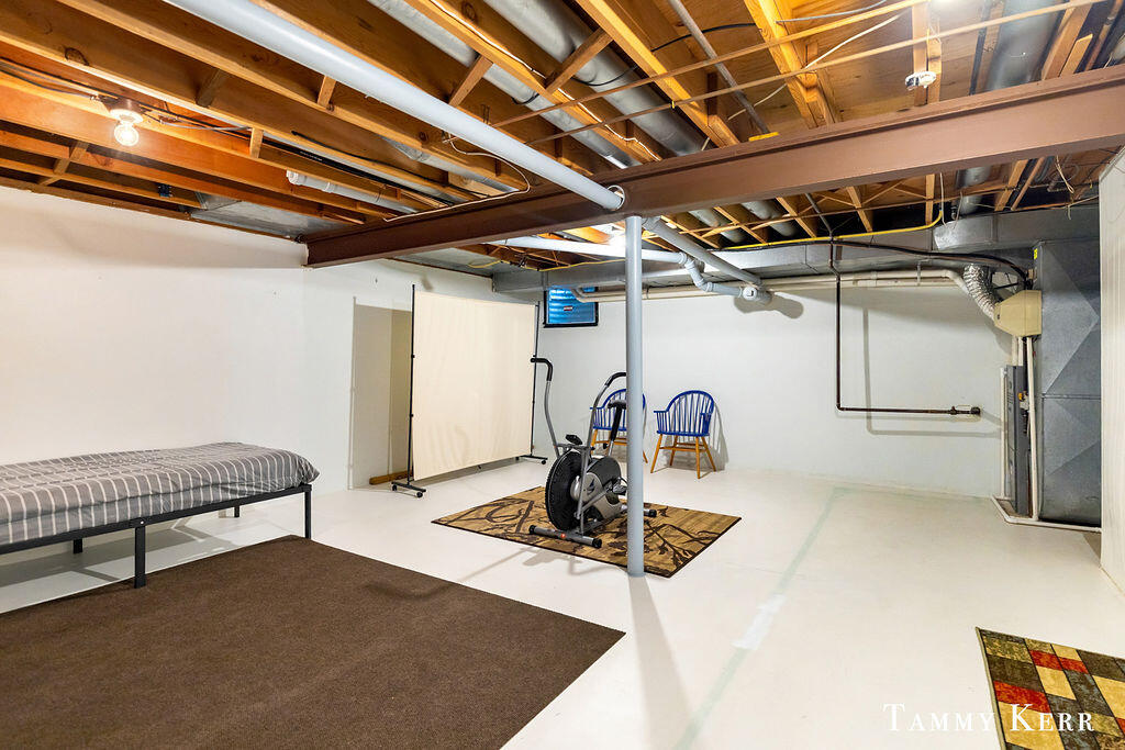 1992 S Shore Drive, 2