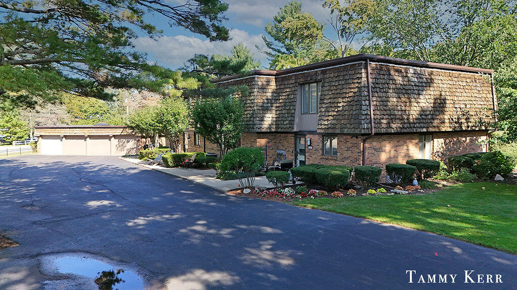 1992 S Shore Drive, 2